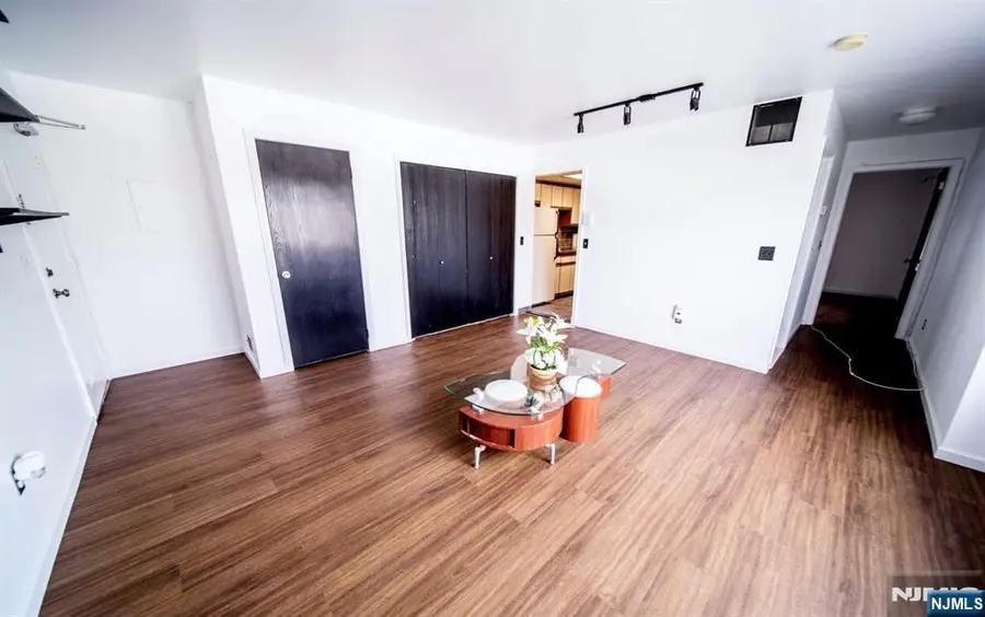 89 Kansas Street 3D, Hackensack, NJ 07601 - #3