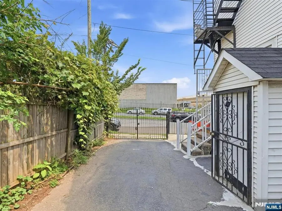 132-134 4th Street, Elizabeth, NJ 07206 - #2
