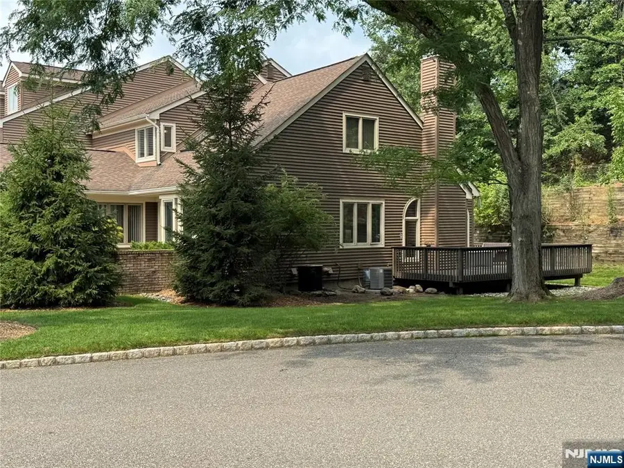 239 Westervelt Lane, Mahwah, NJ 07430 - #2