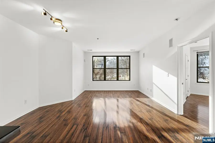 24 Ave At Port Imperial 232, West New York, NJ 07093 - #2
