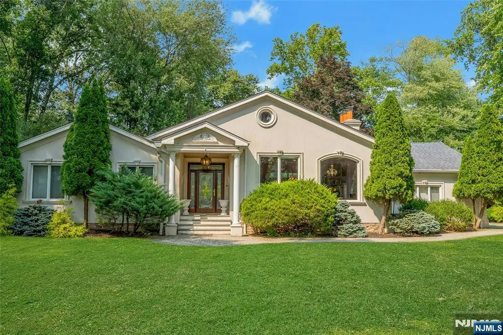45 Pleasant Avenue, Upper Saddle River, NJ 07458 - #1