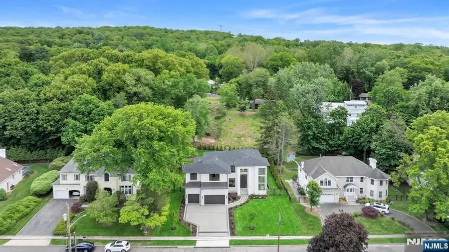 61 Mac Arthur Avenue, Closter, NJ 07624 - #2