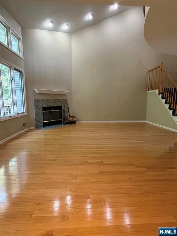 19 Lakeview Drive, Old Tappan, NJ 07675 - #3