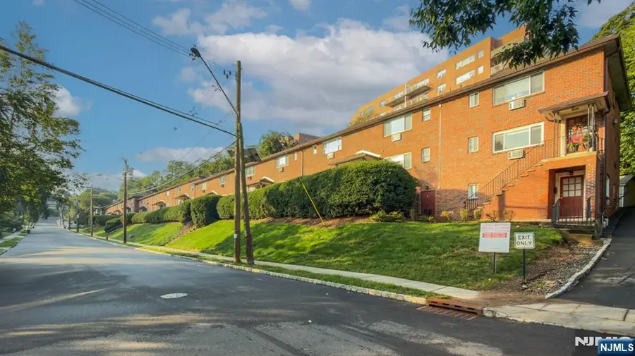 37 Espy Road 6B, Caldwell, NJ 07006 - #3