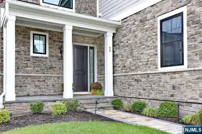 90 Woodmont Circle, River Vale, NJ 07675 - #3