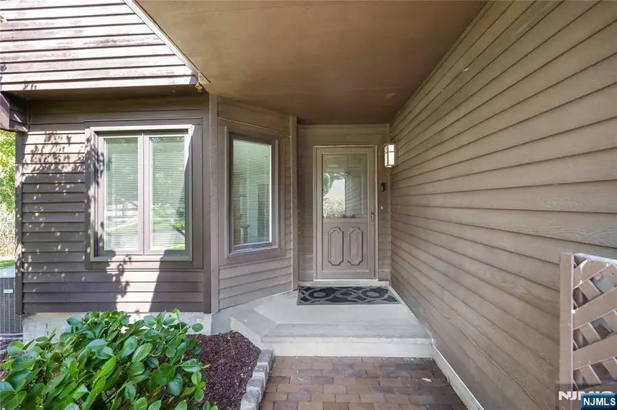 374 French Court, Teaneck, NJ 07666 - #3