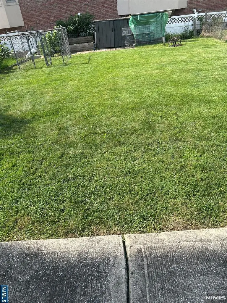 Address Withheld By Seller, Palisades Park, NJ 07650 - #2