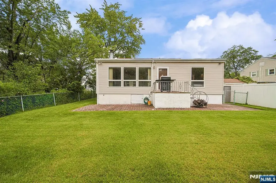 728 Lancaster Road, Ridgefield, NJ 07657 - #3