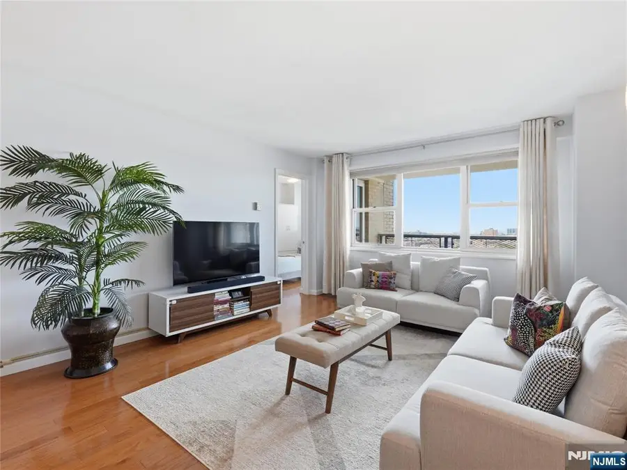 6600 Boulevard E 19H, West New York, NJ 07093 - #3
