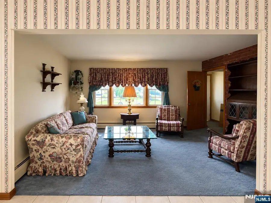 160 Dewey Street, Garfield, NJ 07026 - #3