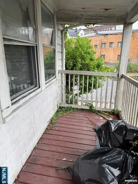 872 Lyons Avenue, Irvington, NJ 07111