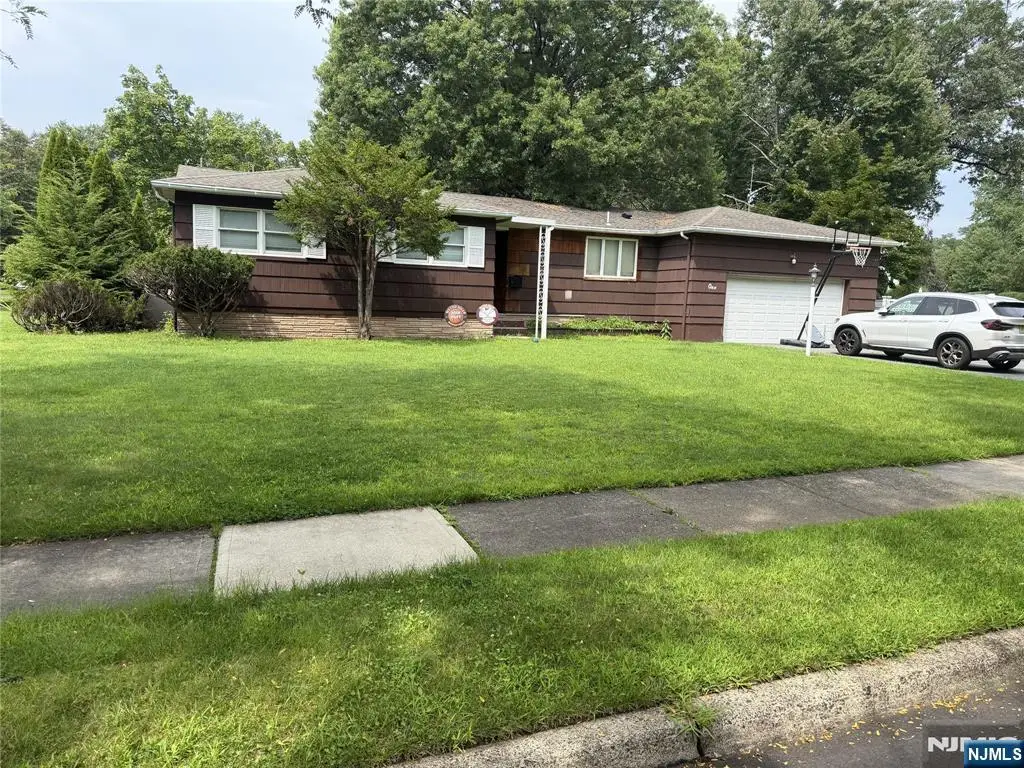 1 Raleigh Lane, Wayne, NJ 07470 - #1