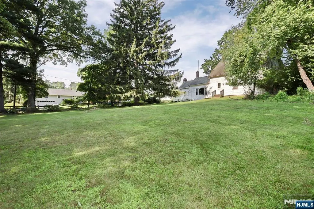 24 Middletown Road, Montvale, NJ 07645 - #1