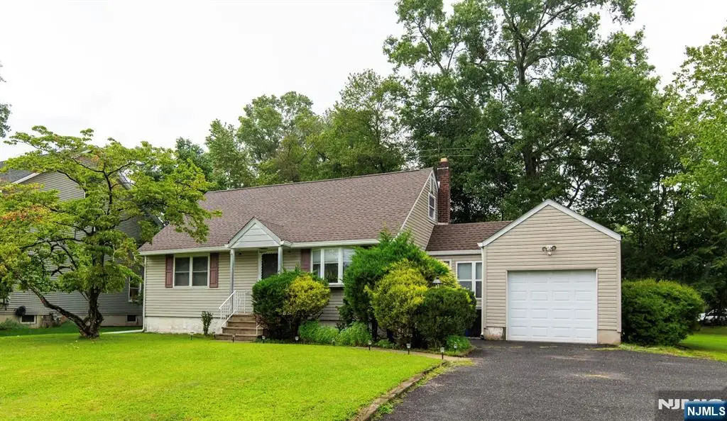 46 Linwood Avenue, Midland Park, NJ 07432 - #1