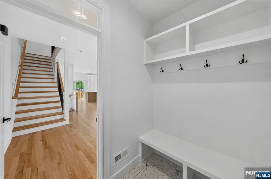 85-87B Echo, Elmwood Park, NJ 07407 - #3