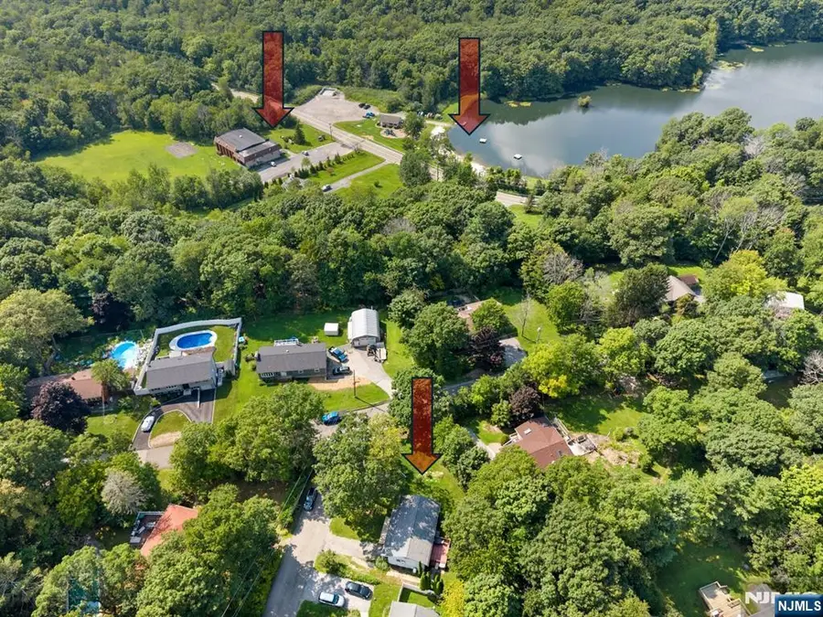 1 Ridgeview Court, Vernon, NJ 07422 - #2