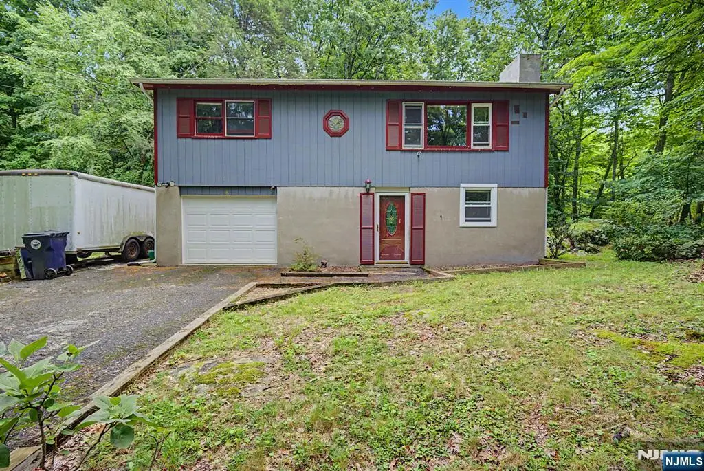 16 Foulton Terrace, Vernon, NJ 07461 - #1