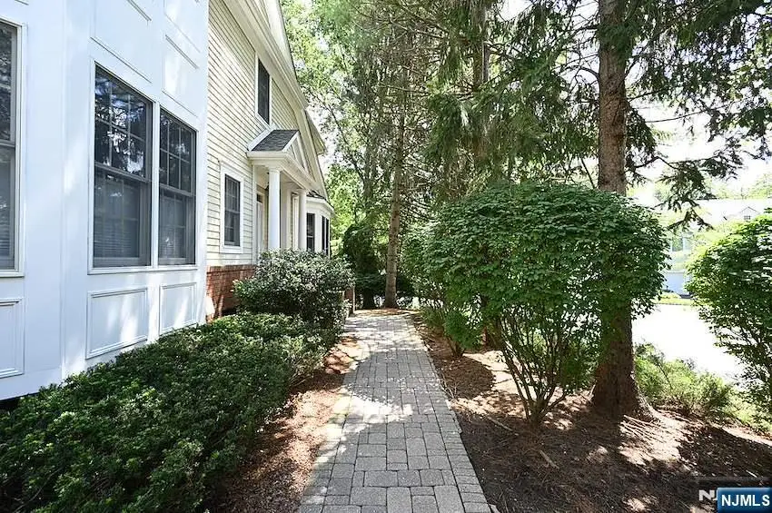 608 Stonewall Court, Wyckoff, NJ 07481 - #3