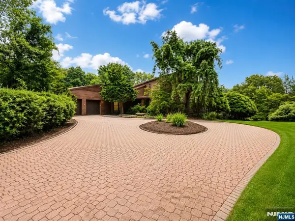 439 Rockaway Valley Road, Boonton Township, NJ 07005