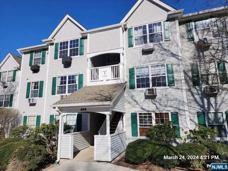107 Chatfield Drive, Pequannock, NJ 07444 - #1