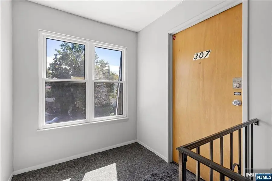 253 Park Avenue 307, Rutherford, NJ 07070 - #2