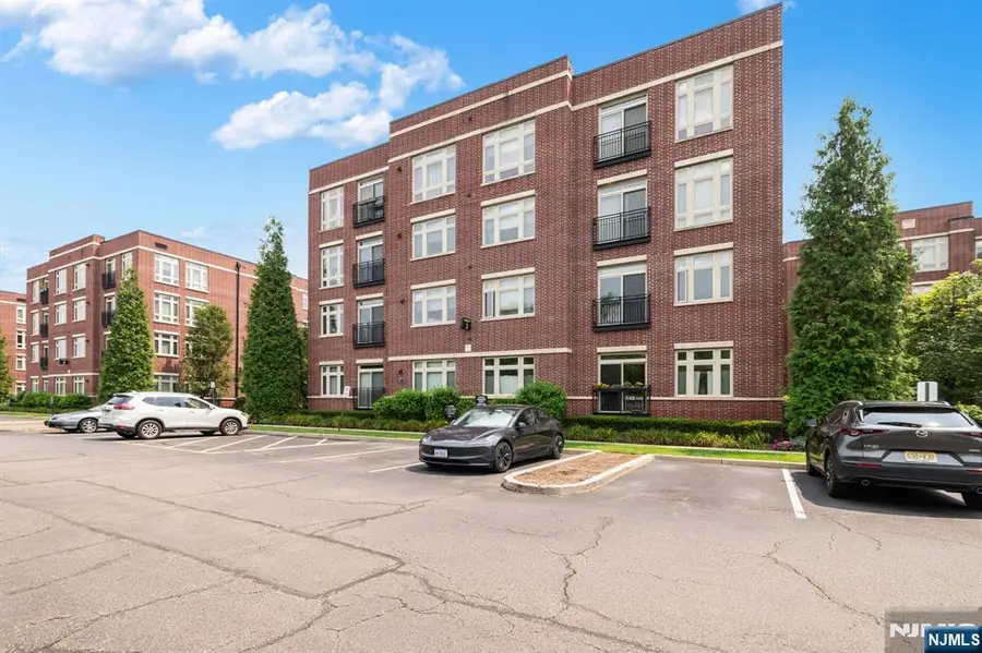 3308 Riverview Avenue 308, Englewood, NJ 07631 - #2