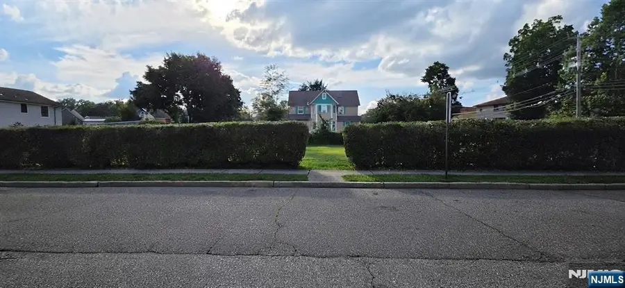 46 W Prospect Street, Waldwick, NJ 07463 - #2