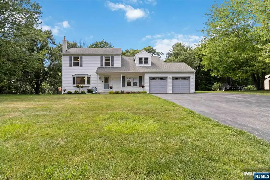 37 Rolling Ridge Road, West Milford, NJ 07480 - #3