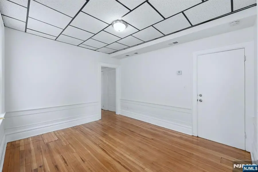 250 Elmwood Avenue, East Orange, NJ 07018 - #3
