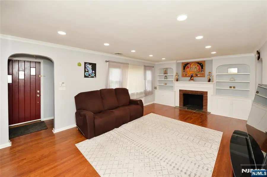 4-12 Kenneth Avenue, Fair Lawn, NJ 07410 - #2