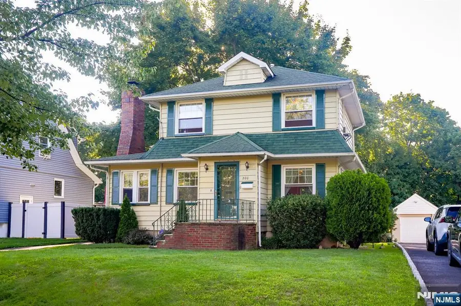 200 Elm Avenue, Teaneck, NJ 07666 - #2