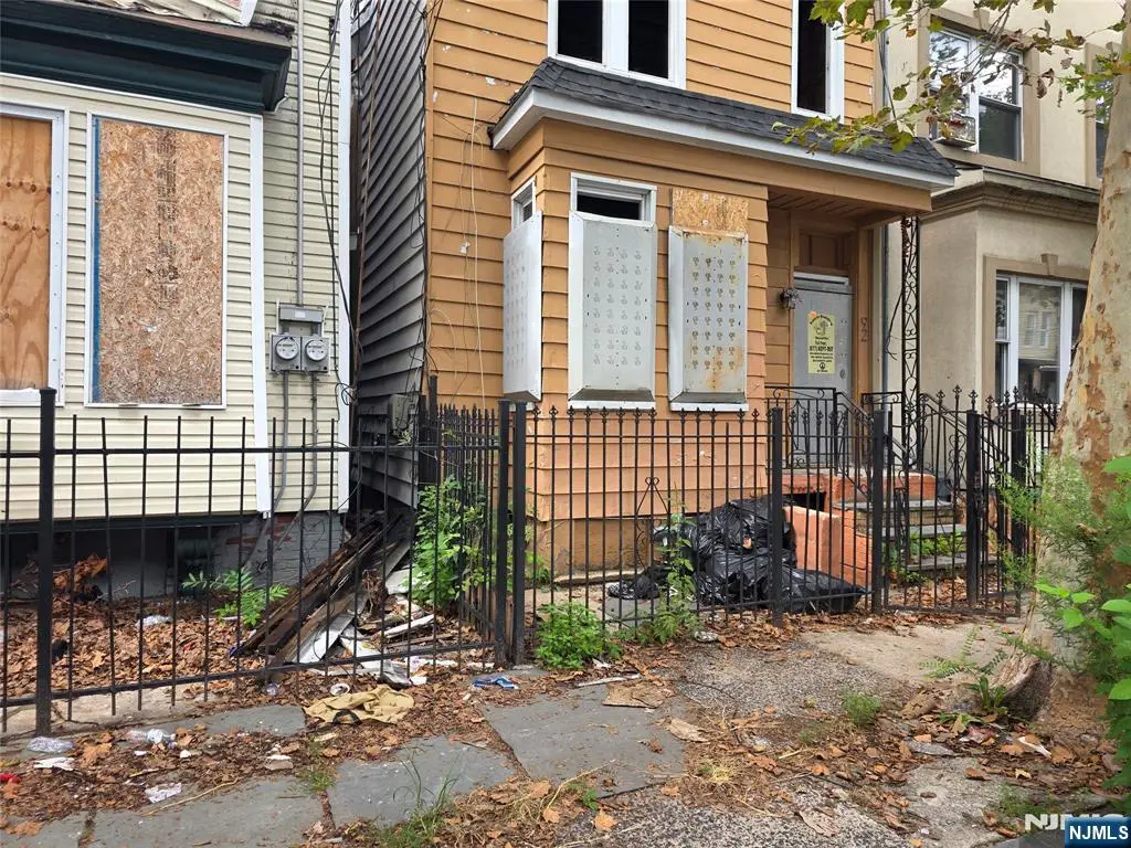 92 Garside Street, Newark, NJ 07104 - #1