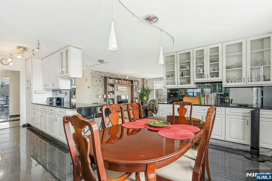 2000 Linwood Avenue 16V, Fort Lee, NJ 07024 - #3