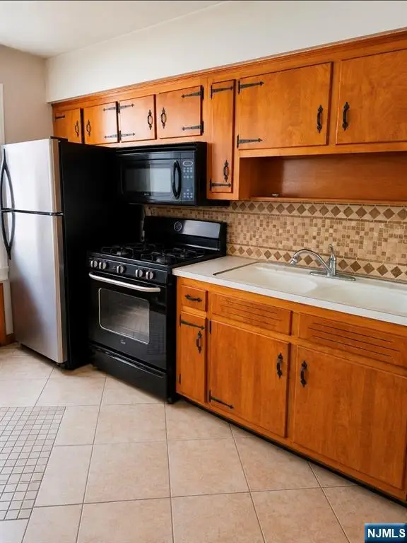 106 Chestnut Street, Garfield, NJ 07026 - #2