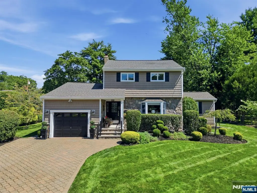 7 Asmus Road, Closter, NJ 07624 - #1