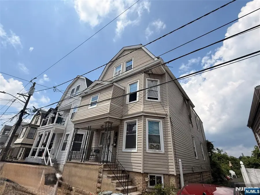 135 Hobson Street, Newark, NJ 07112 - #3