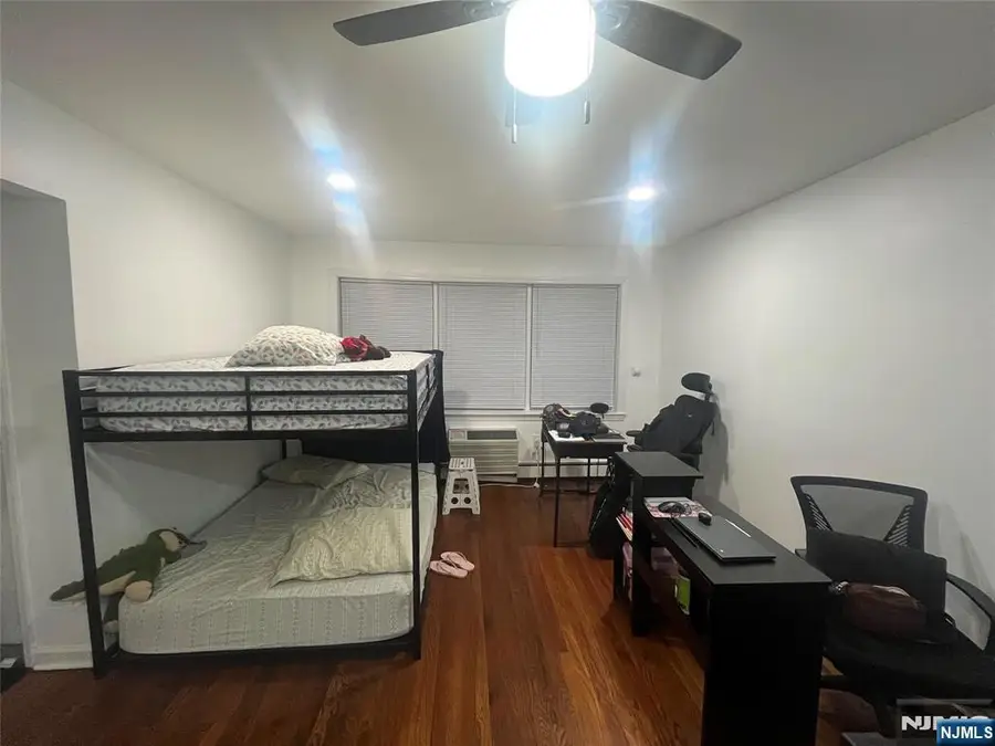 565 Grove F-12, Clifton, NJ 07013 - #3