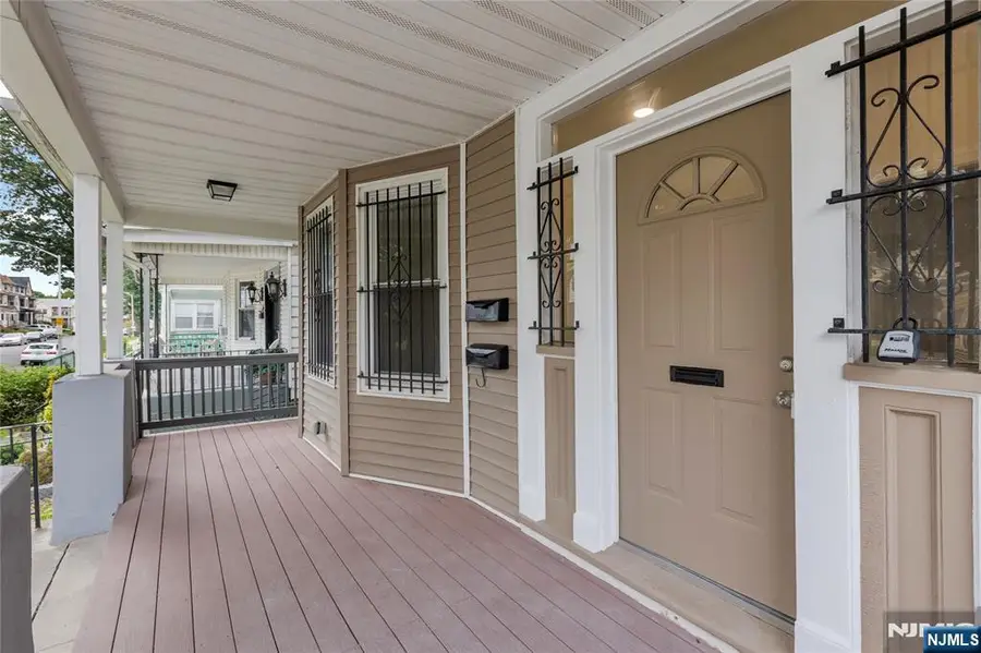 35 16th Street, East Orange, NJ 07017 - #3