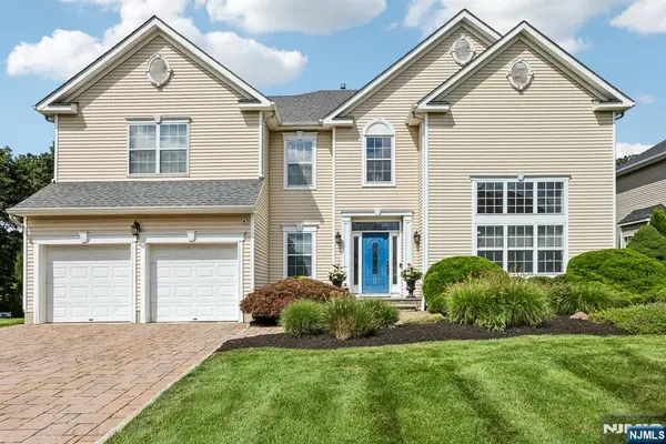 176 Fox Hill Court, Jefferson Township, NJ 07849