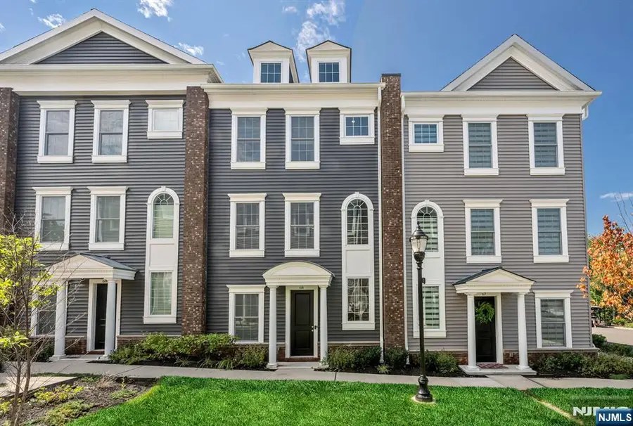 68 Parkside Lane 1204, Teaneck, NJ 07666 - #2