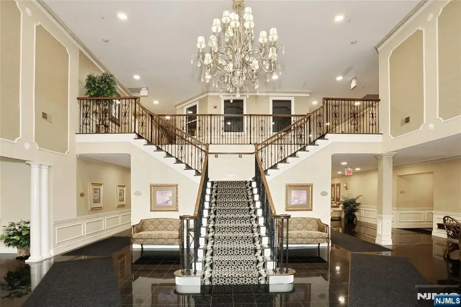 80 Ridgewood Road 117, Township Of Washington, NJ 07676 - #3