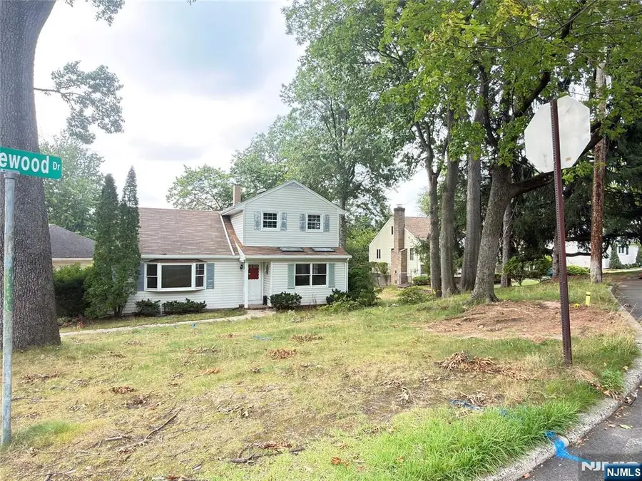 89 Circle Drive, Paramus, NJ 07652 - #3