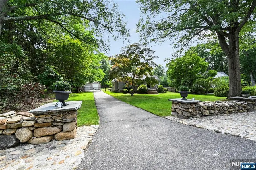 42 Debaun Avenue, Ramsey, NJ 07446 - #3