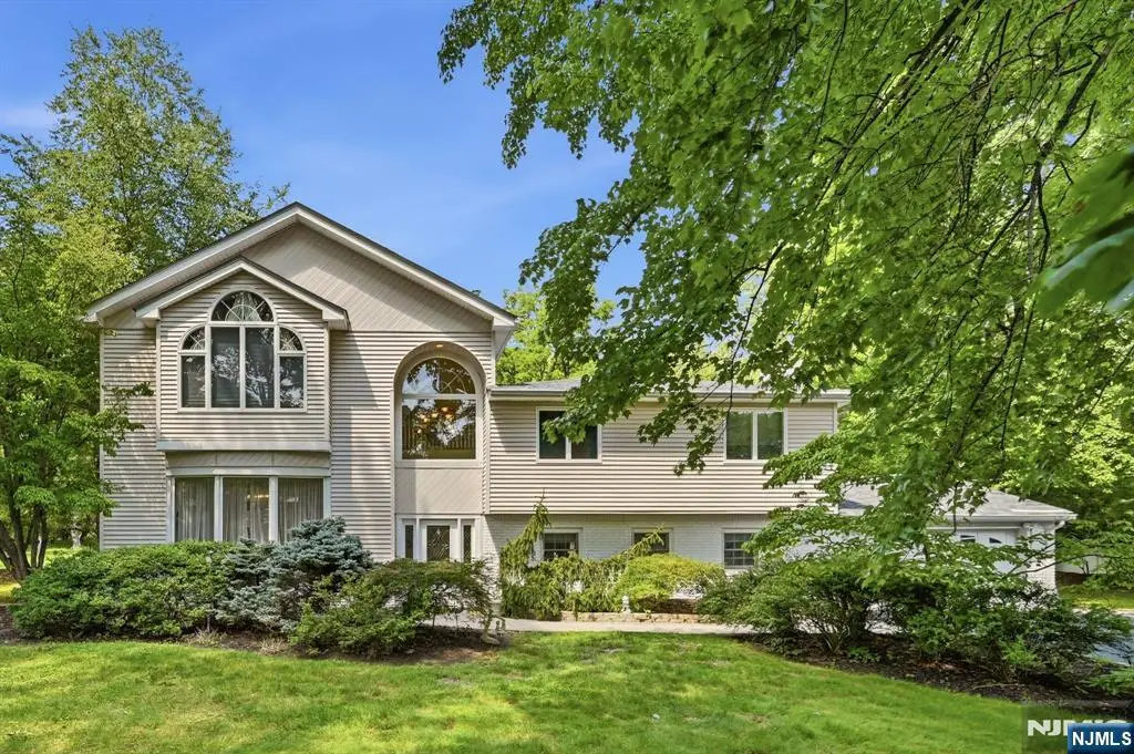 1 Sunrise Drive, Montvale, NJ 07645 - #1