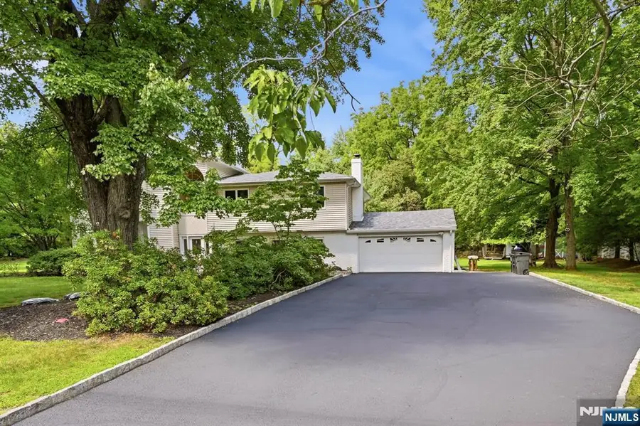 1 Sunrise Drive, Montvale, NJ 07645 - #2