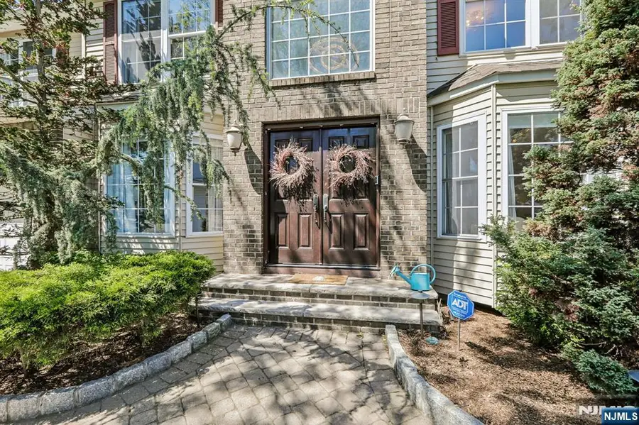 745 Gettysburg Place, Paramus, NJ 07652 - #2