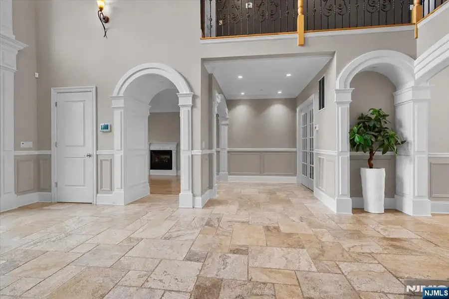 412 Valley View Avenue, Paramus, NJ 07652 - #3