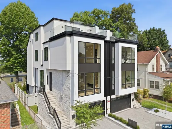 1015 Kingsland, Fort Lee, NJ 07024