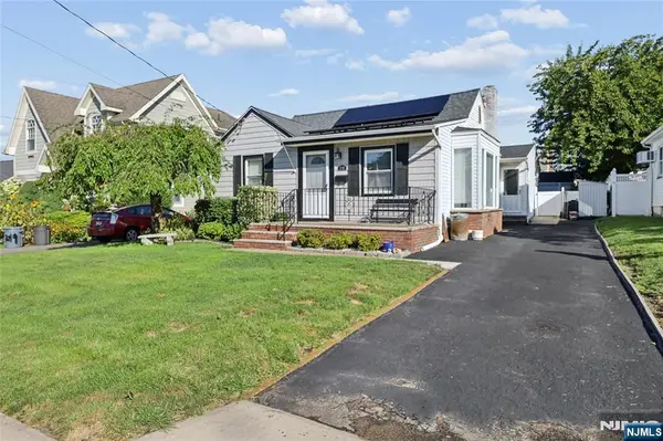 2-23 Berdan Avenue, Fair Lawn, NJ 07410