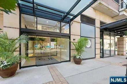 20 Ave At Port Imperial 212, West New York, NJ 07093